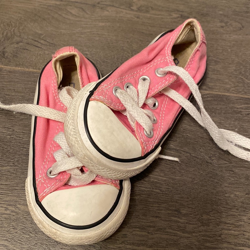 Pink Toddler converse